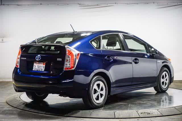 Thumbnail: 2015 Toyota Prius - 5