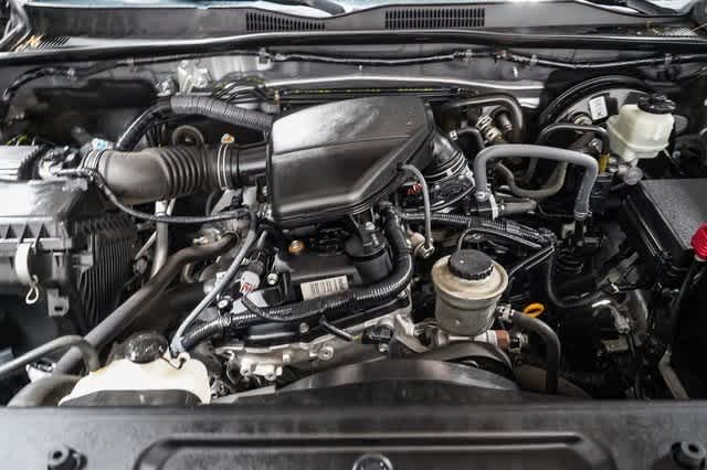 2019 Toyota Tacoma SR5 27