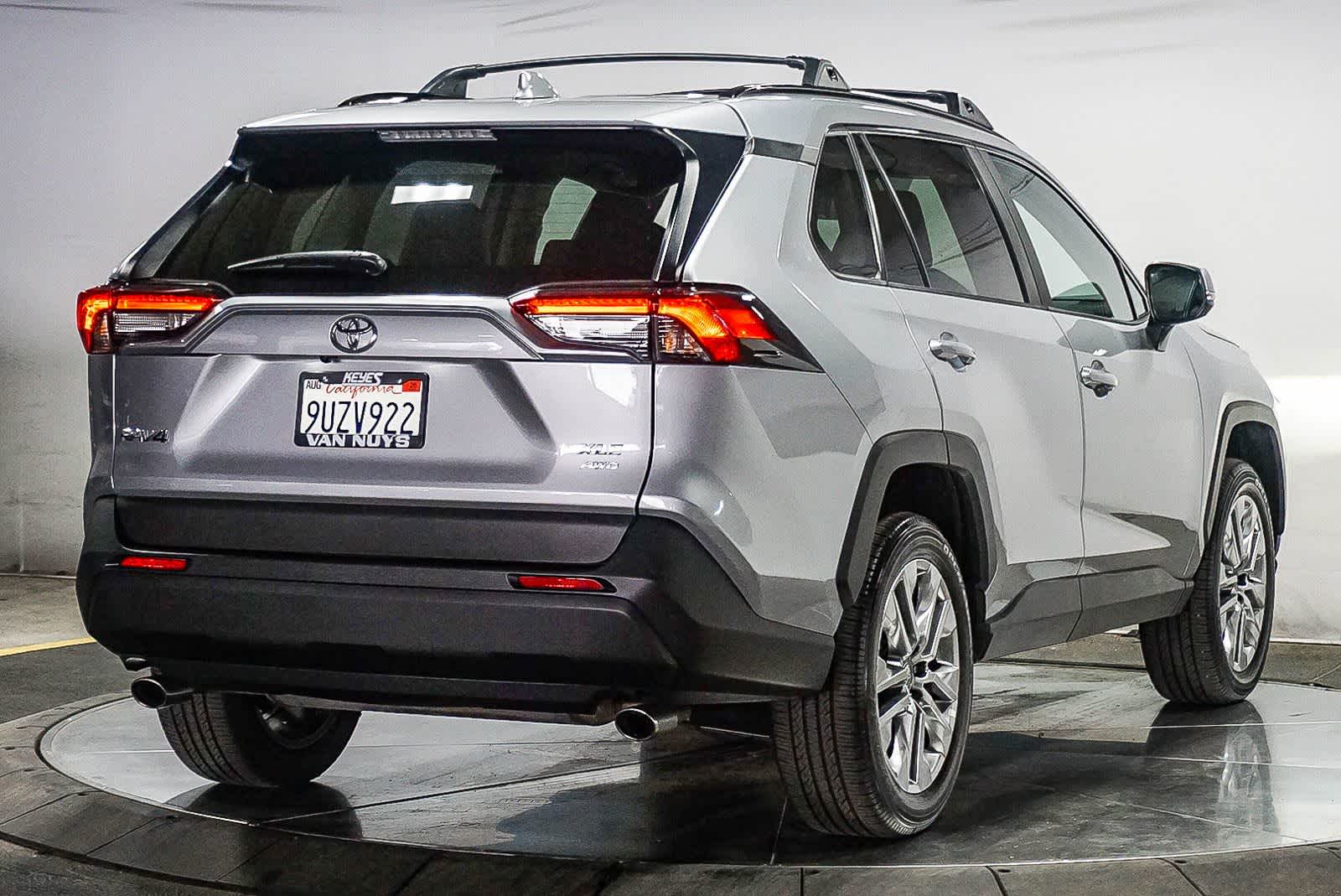 Thumbnail: 2025 Toyota RAV4 - 10