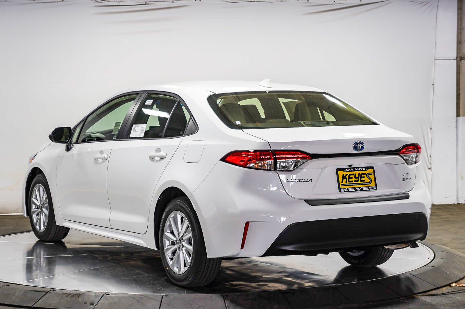 2025 Toyota Corolla LE 2