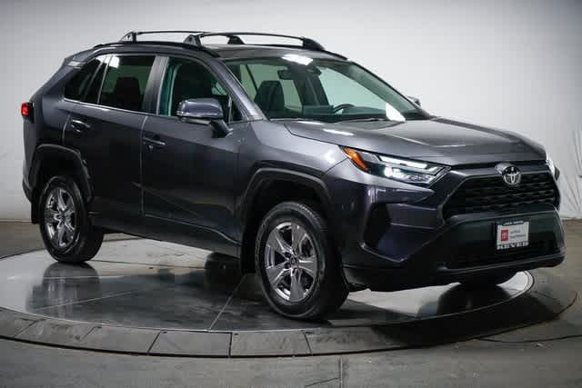Thumbnail: 2022 Toyota RAV4 - 6