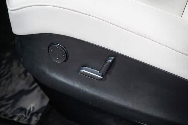 Thumbnail: 2018 Tesla Model X - 22