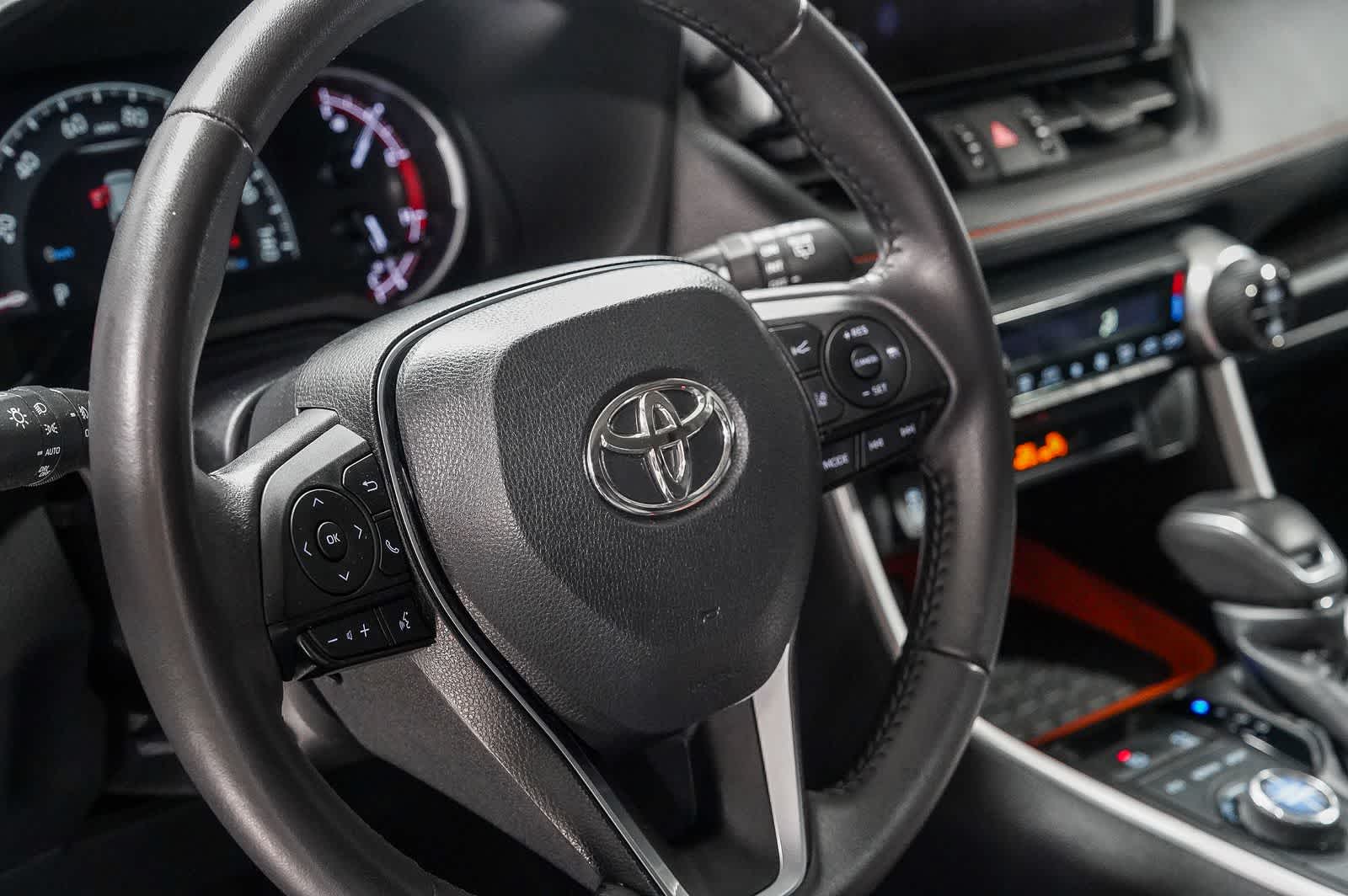 Thumbnail: 2024 Toyota RAV4 - 21