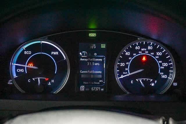 Thumbnail: 2017 Toyota Camry - 25