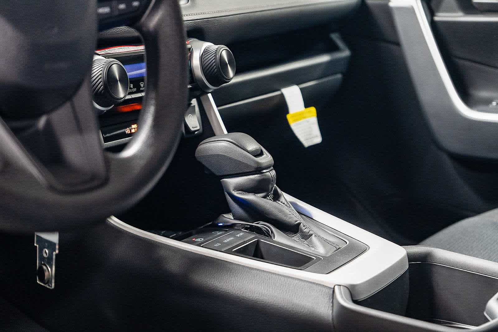 Thumbnail: 2025 Toyota RAV4 - 22