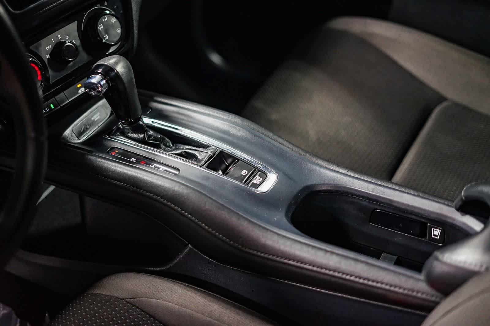 Thumbnail: 2020 Honda HR-V - 23