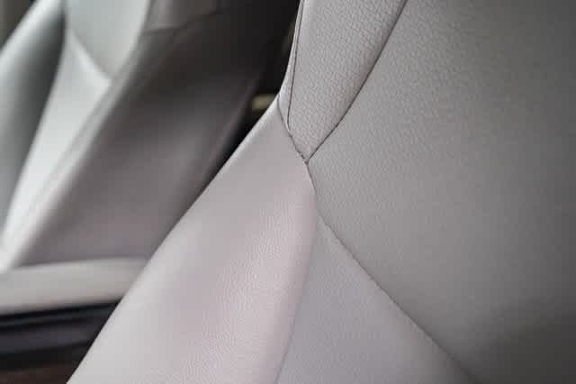 Thumbnail: 2021 Toyota Sienna - 22