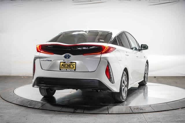 Thumbnail: 2018 Toyota Prius Prime - 5