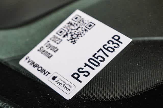 Thumbnail: 2023 Toyota Sienna - 31