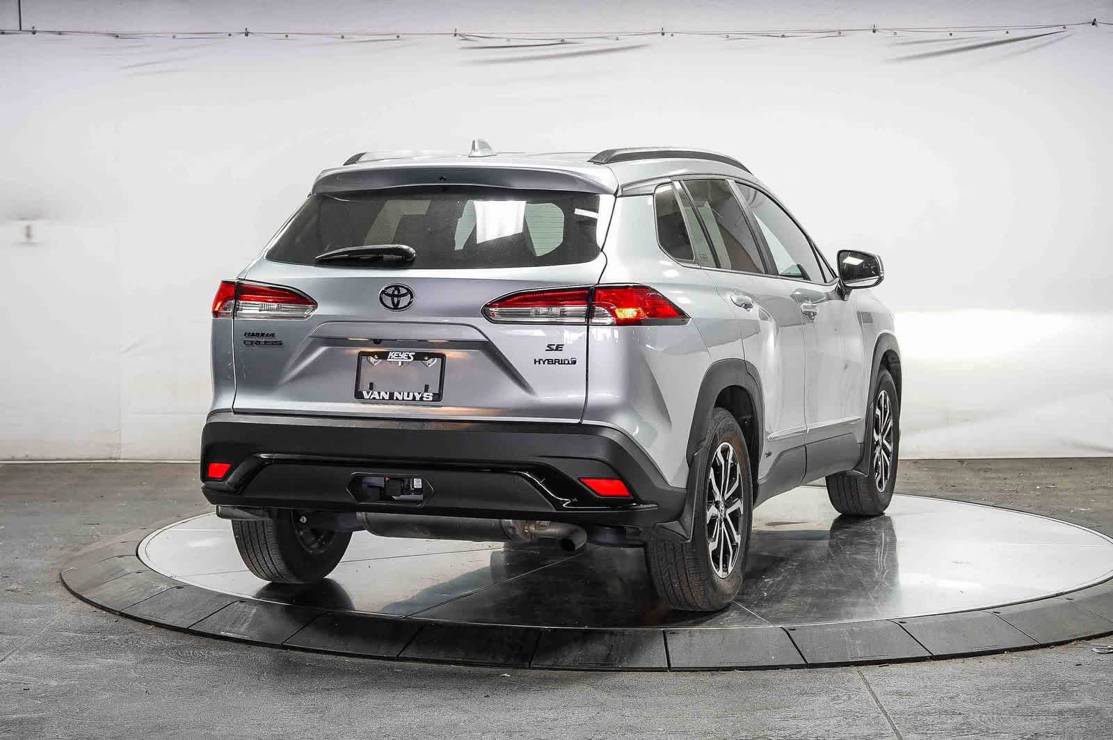 Thumbnail: 2024 Toyota Corolla Cross - 4