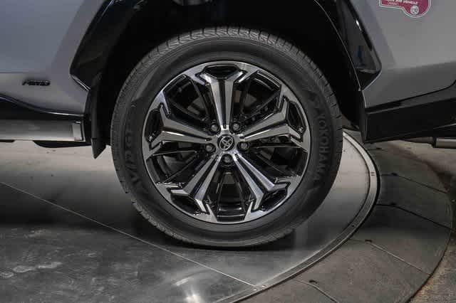 Thumbnail: 2024 Toyota RAV4 - 11