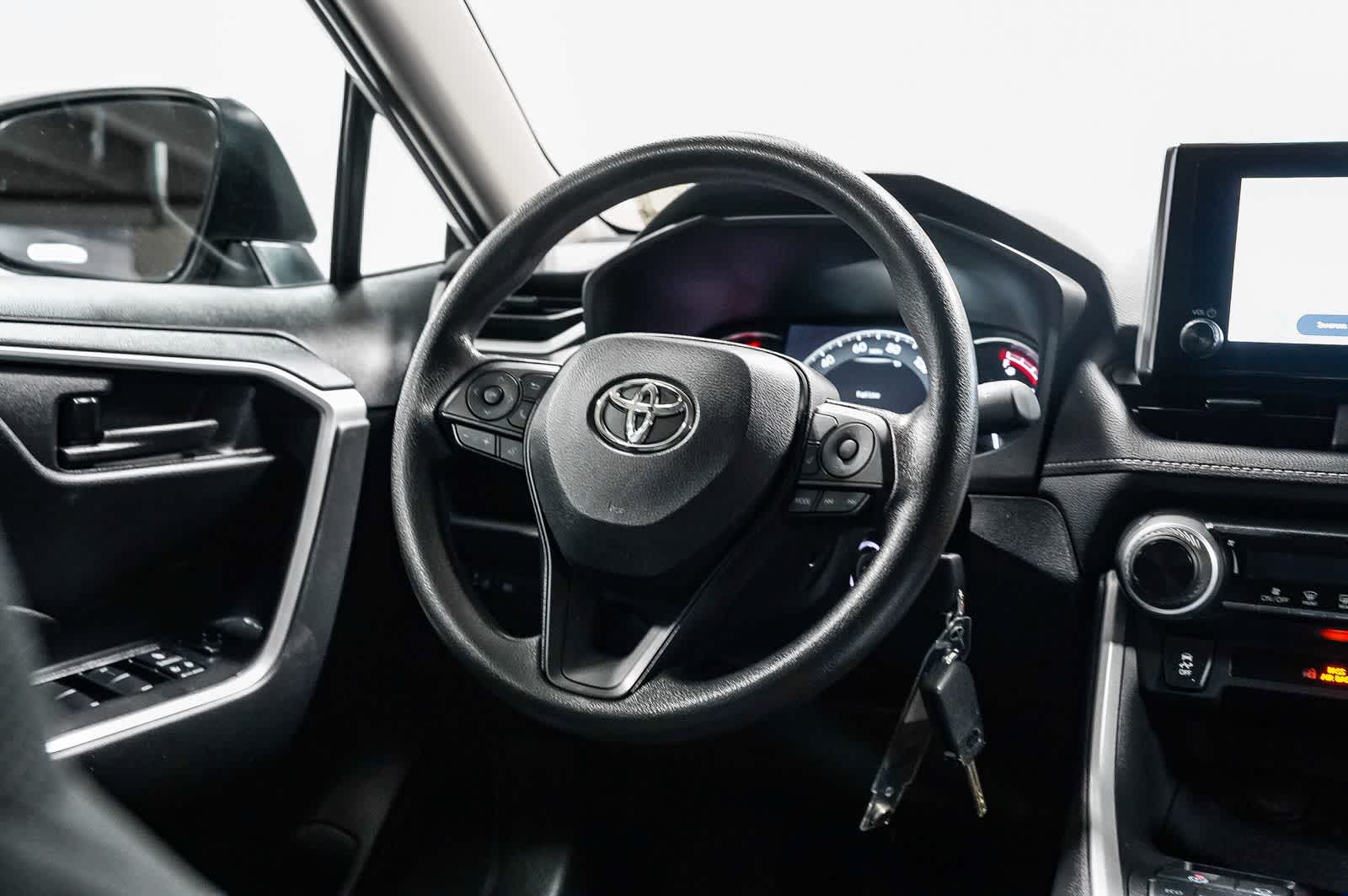 Thumbnail: 2025 Toyota RAV4 - 16
