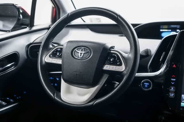 Thumbnail: 2017 Toyota Prius Prime - 16