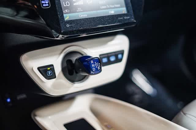 Thumbnail: 2017 Toyota Prius Prime - 19