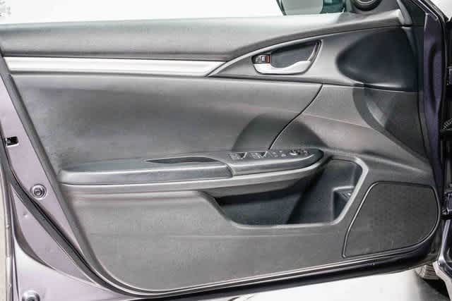 Thumbnail: 2019 Honda Civic - 17