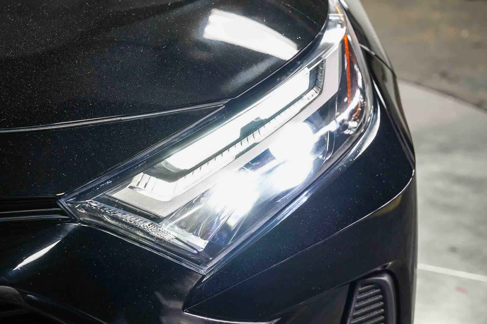 Thumbnail: 2023 Toyota RAV4 - 8