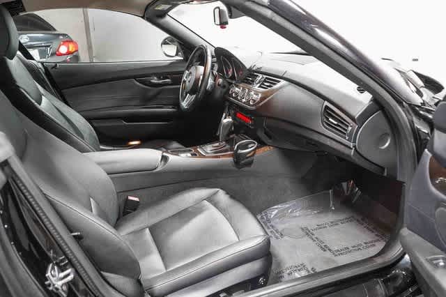 Thumbnail: 2011 BMW Z4 - 15
