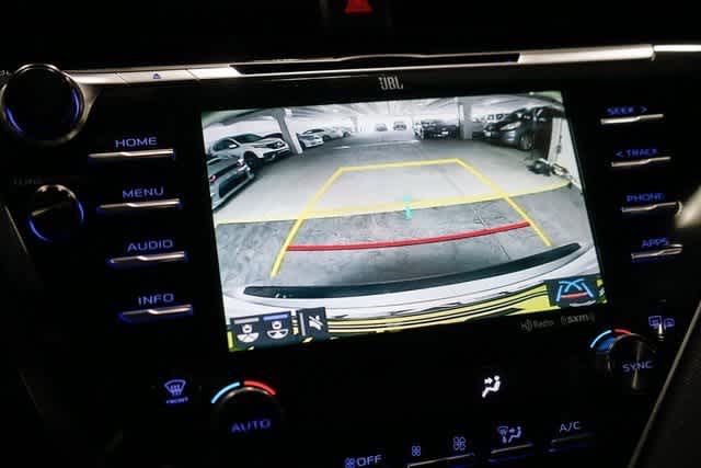 2018 Toyota Camry XSE 22