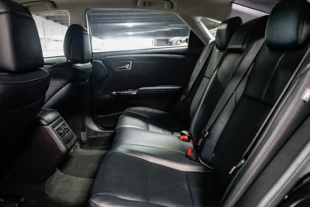 Thumbnail: 2016 Toyota Avalon - 19