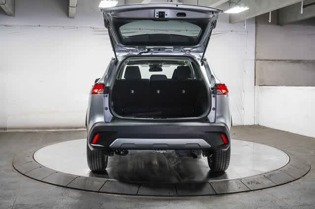 Thumbnail: 2023 Toyota Corolla Cross - 28