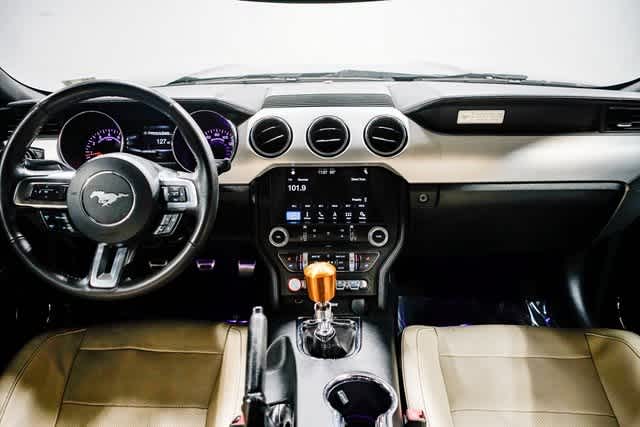 Thumbnail: 2016 Ford Mustang - 11