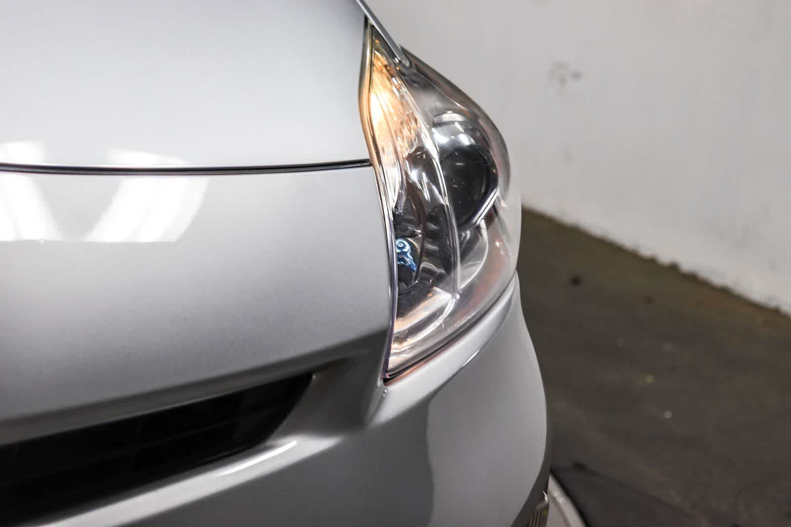 Thumbnail: 2015 Toyota Prius - 7
