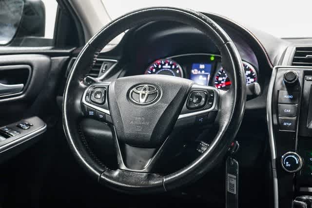 Thumbnail: 2017 Toyota Camry - 16