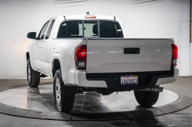 Thumbnail: 2021 Toyota Tacoma - 3