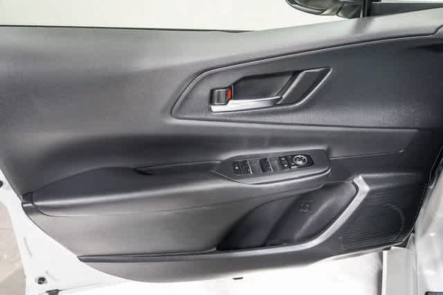 Thumbnail: 2024 Toyota Prius Prime - 23