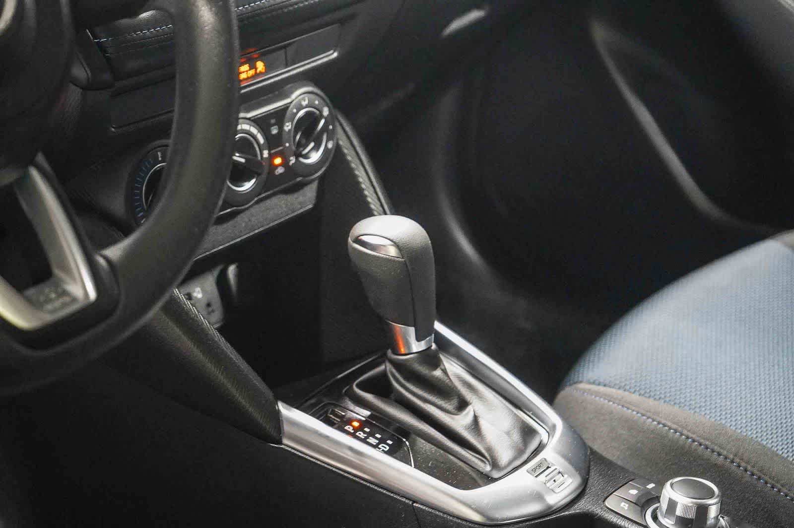 Thumbnail: 2020 Toyota Yaris - 24