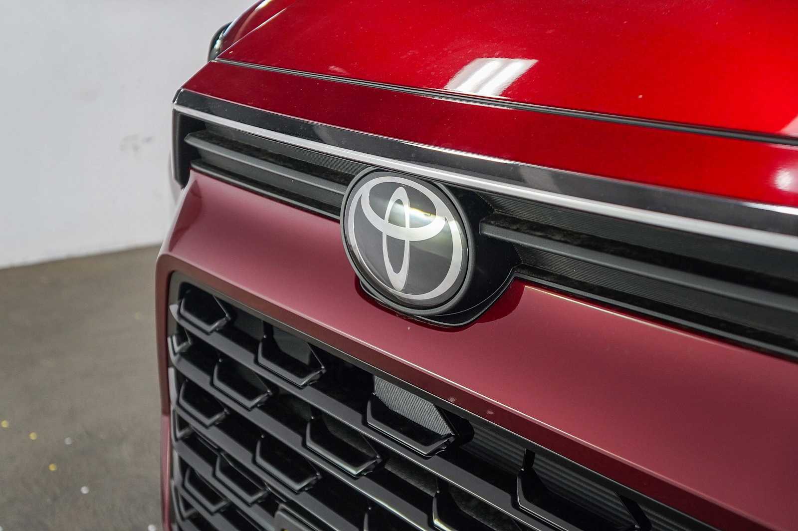 Thumbnail: 2025 Toyota Grand Highlander - 9