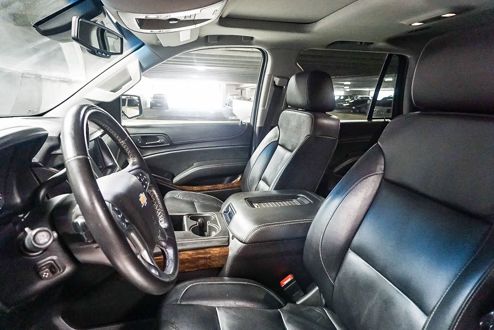 Thumbnail: 2016 Chevrolet Tahoe - 18