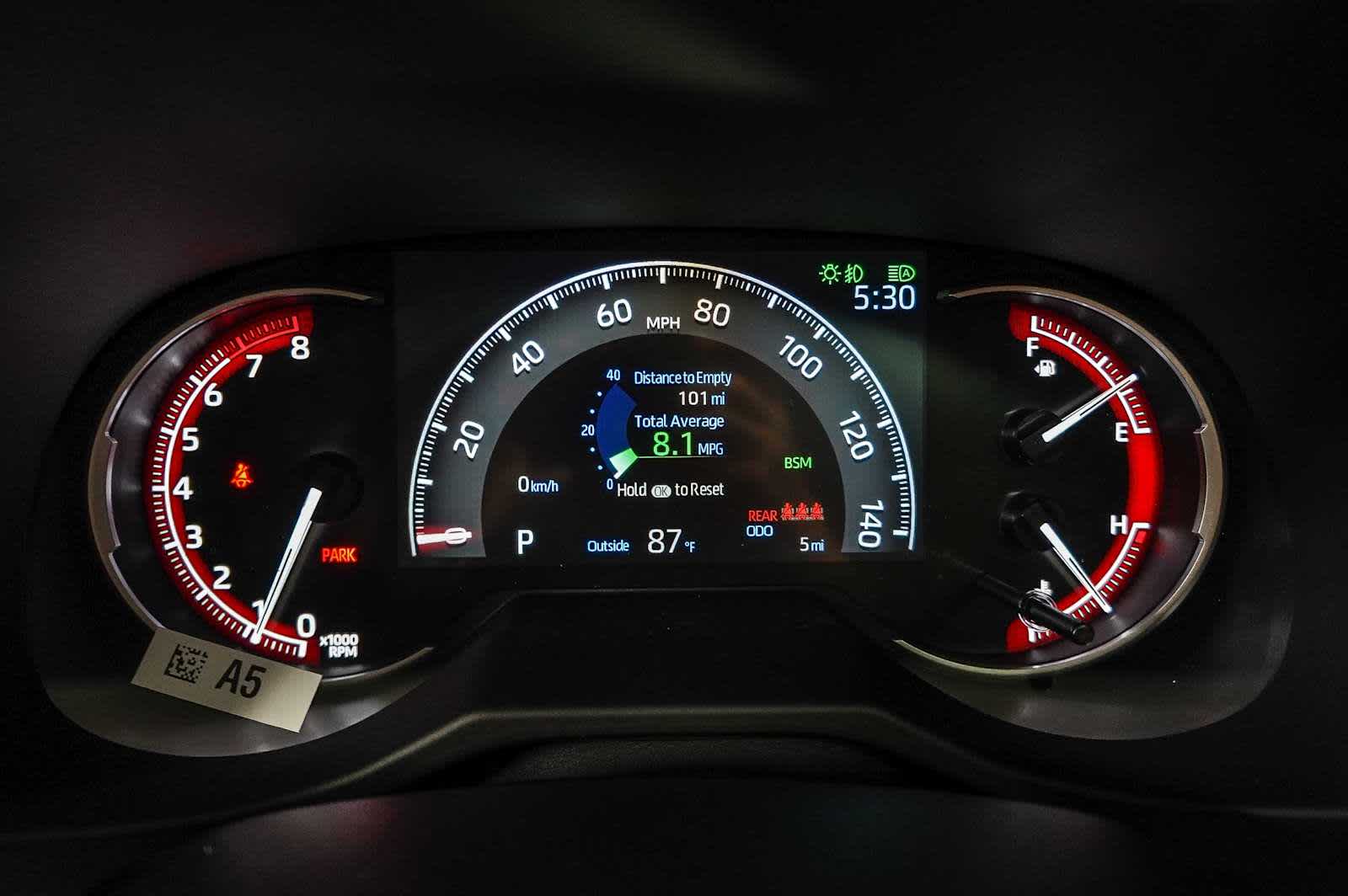 Thumbnail: 2025 Toyota RAV4 - 27