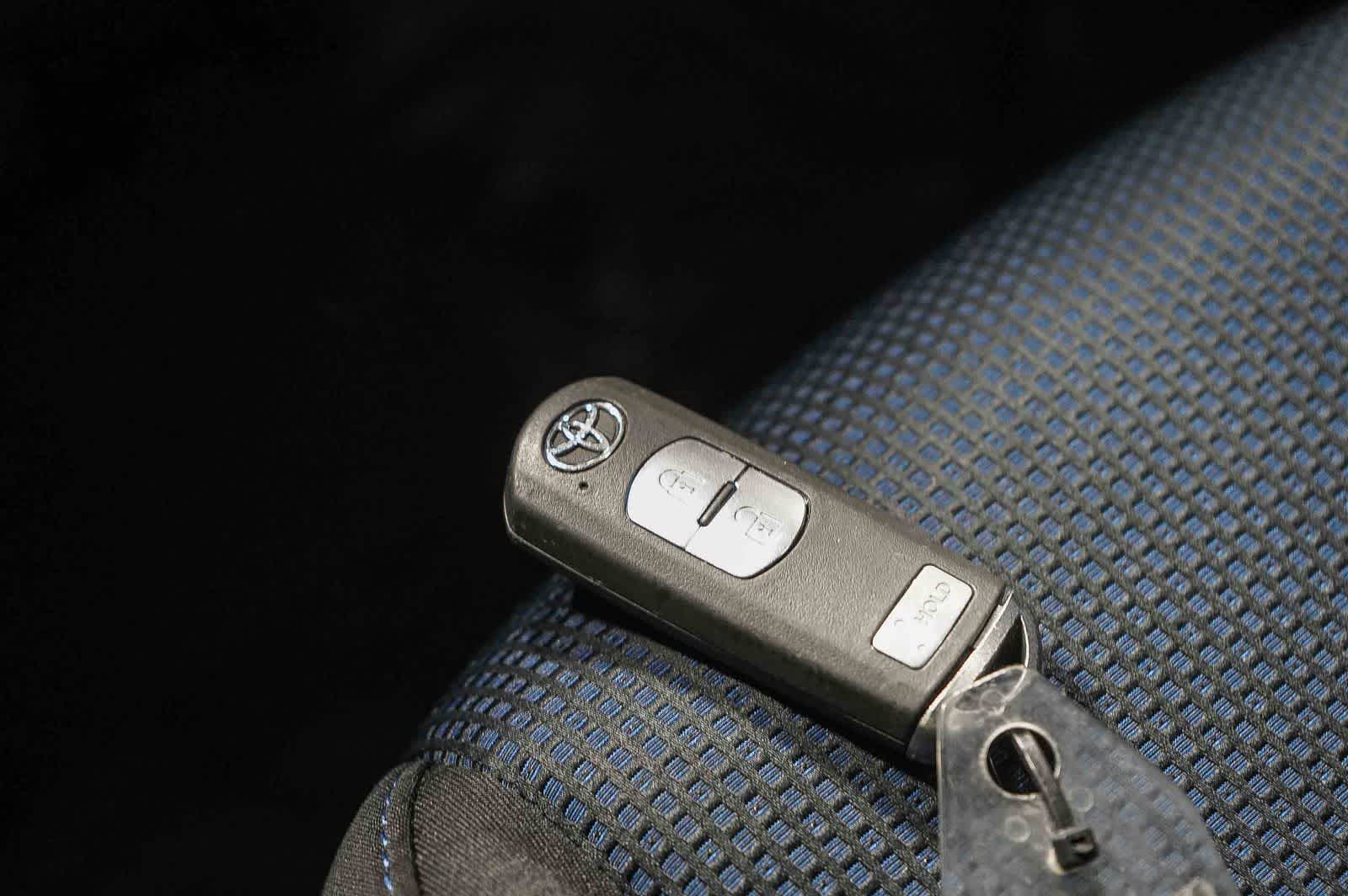 Thumbnail: 2020 Toyota Yaris - 29