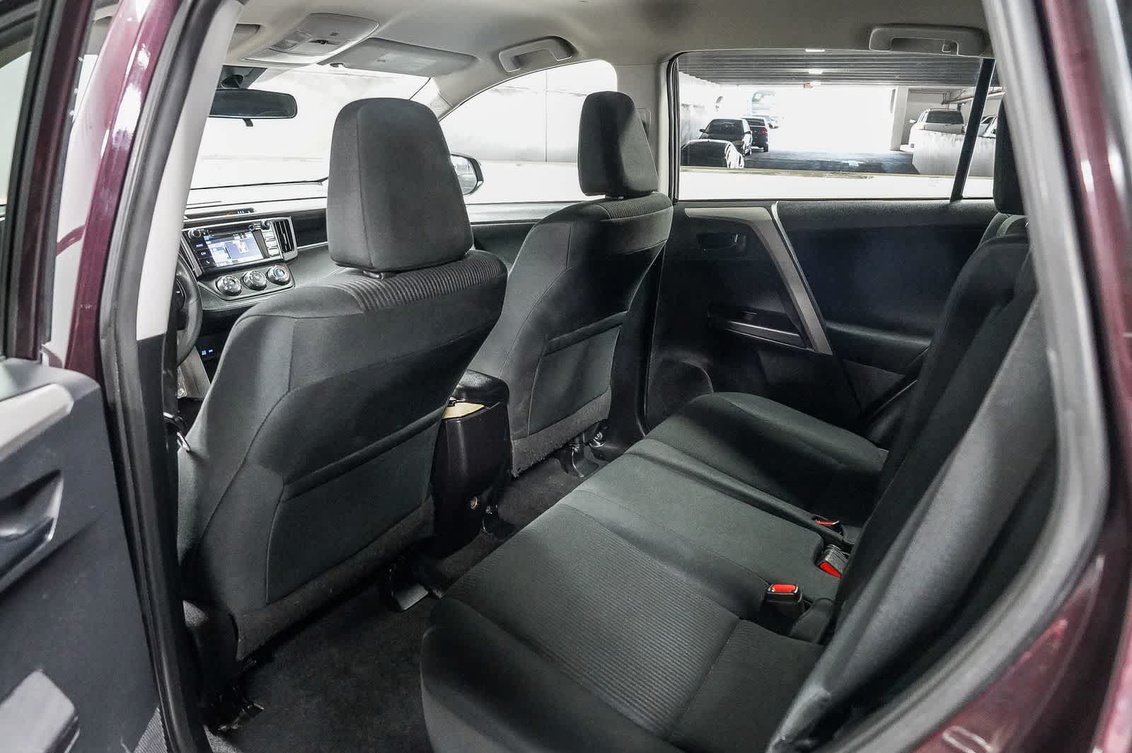 Thumbnail: 2017 Toyota RAV4 - 19