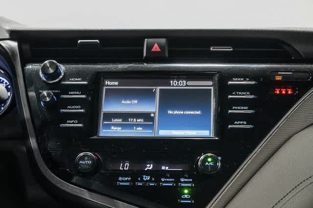 Thumbnail: 2018 Toyota Camry - 15
