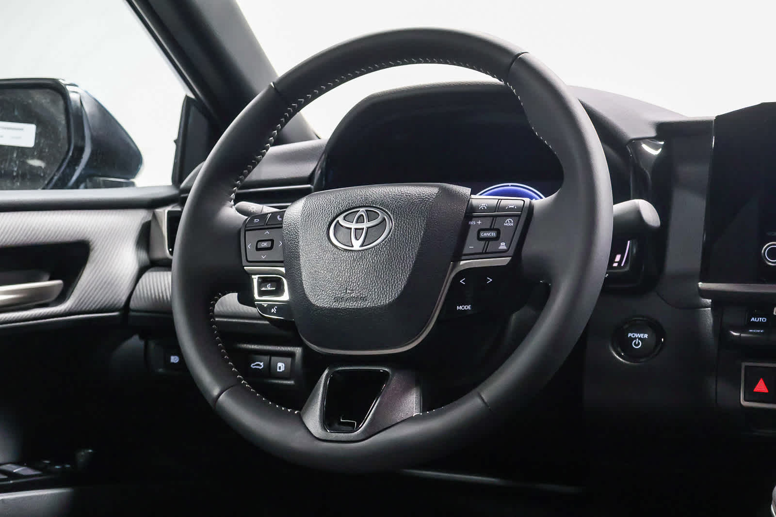 Thumbnail: 2025 Toyota Camry - 16