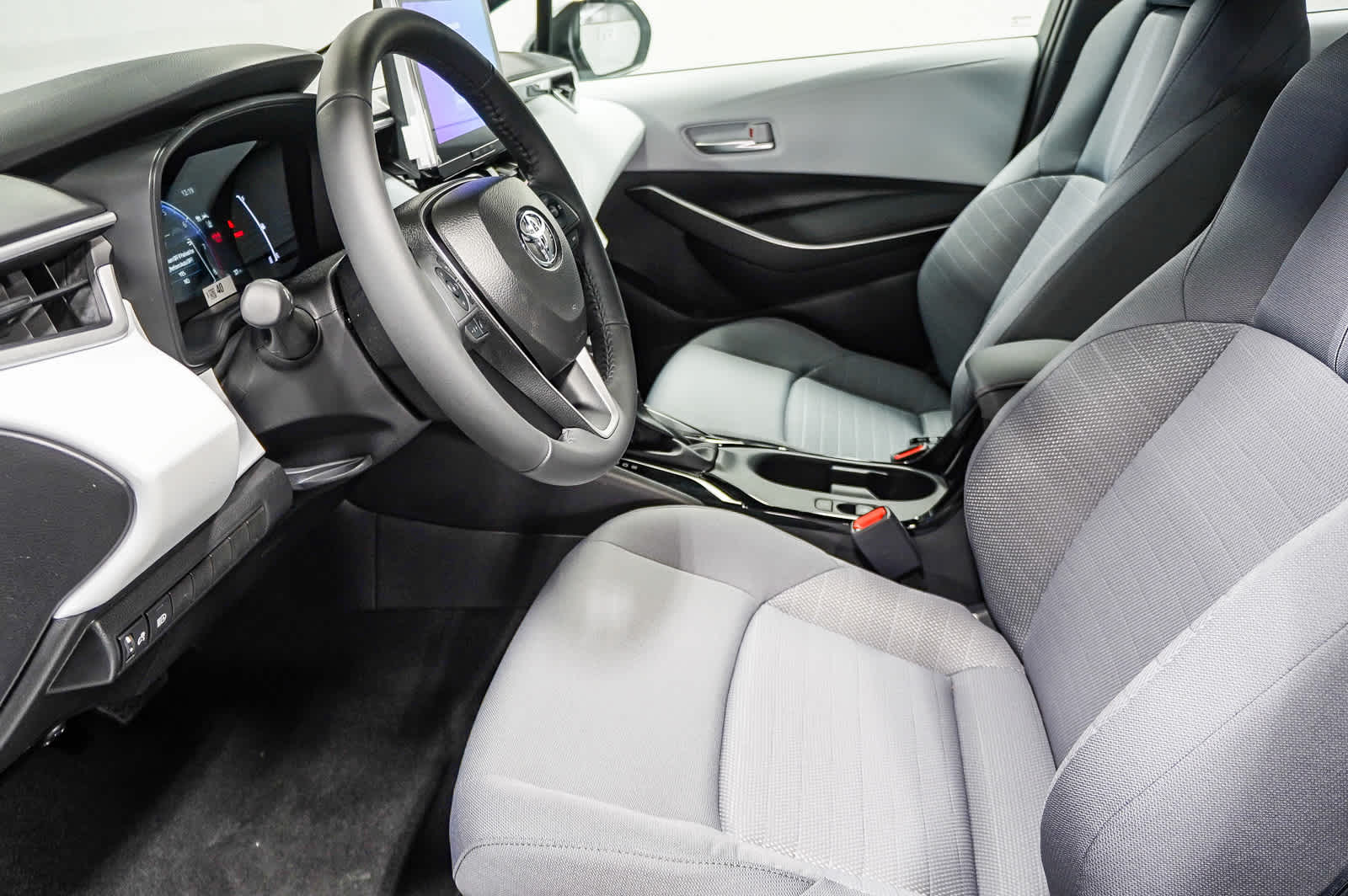 2025 Toyota Corolla SE 21