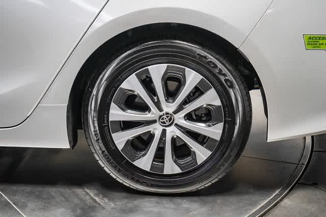 2022 Toyota Prius Prime XLE 11