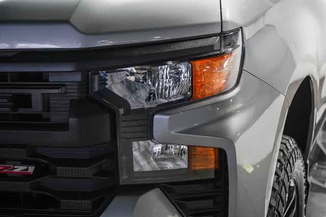 Thumbnail: 2023 Chevrolet Silverado 1500 - 8