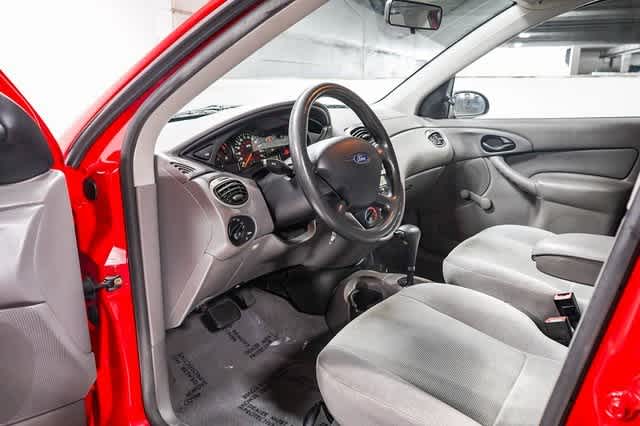 Thumbnail: 2002 Ford Focus - 17