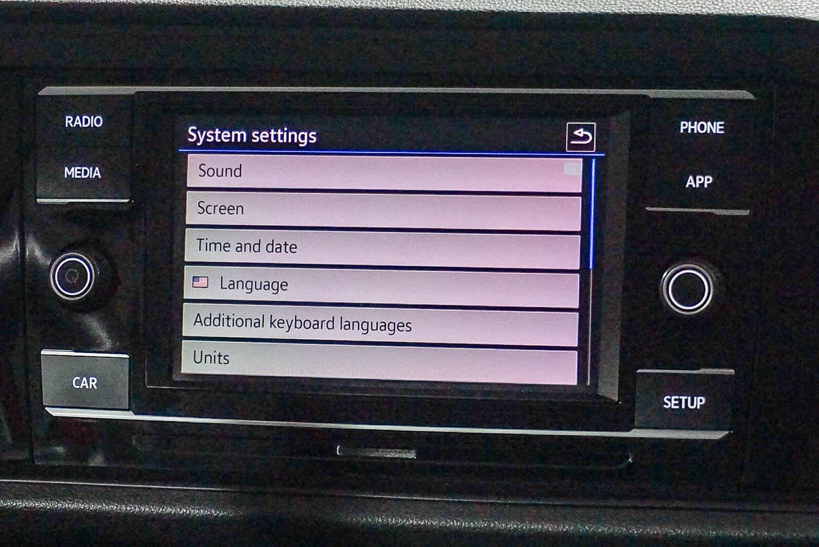 Thumbnail: 2019 Volkswagen Jetta - 14