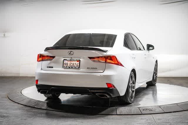 Thumbnail: 2017 Lexus IS - 4