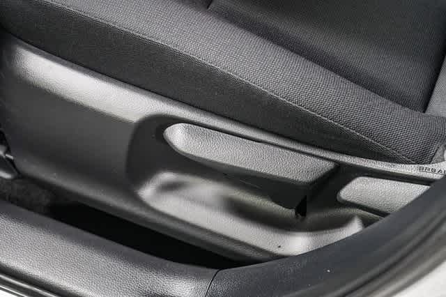 Thumbnail: 2023 Toyota Corolla - 22