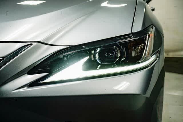 Thumbnail: 2025 Lexus ES - 7