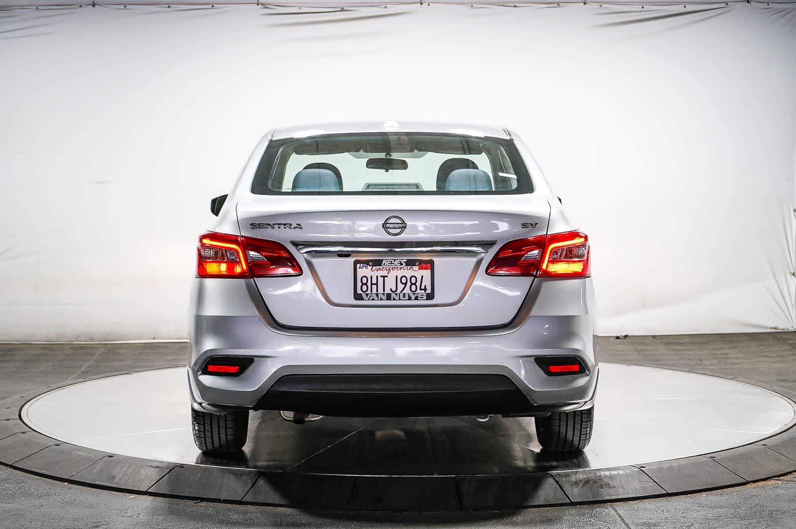 Thumbnail: 2016 Nissan Sentra - 5