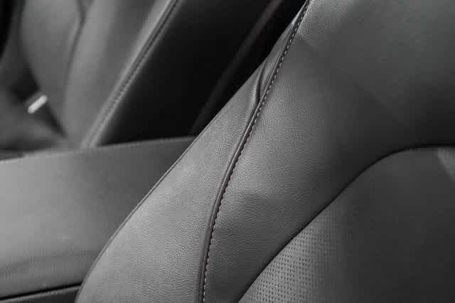 Thumbnail: 2022 Toyota Camry - 21