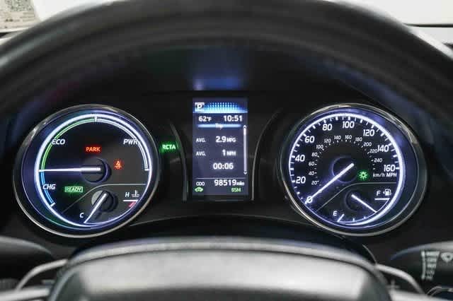 Thumbnail: 2020 Toyota Camry - 25