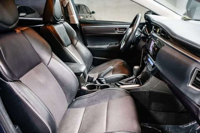Thumbnail: 2016 Toyota Corolla - 15