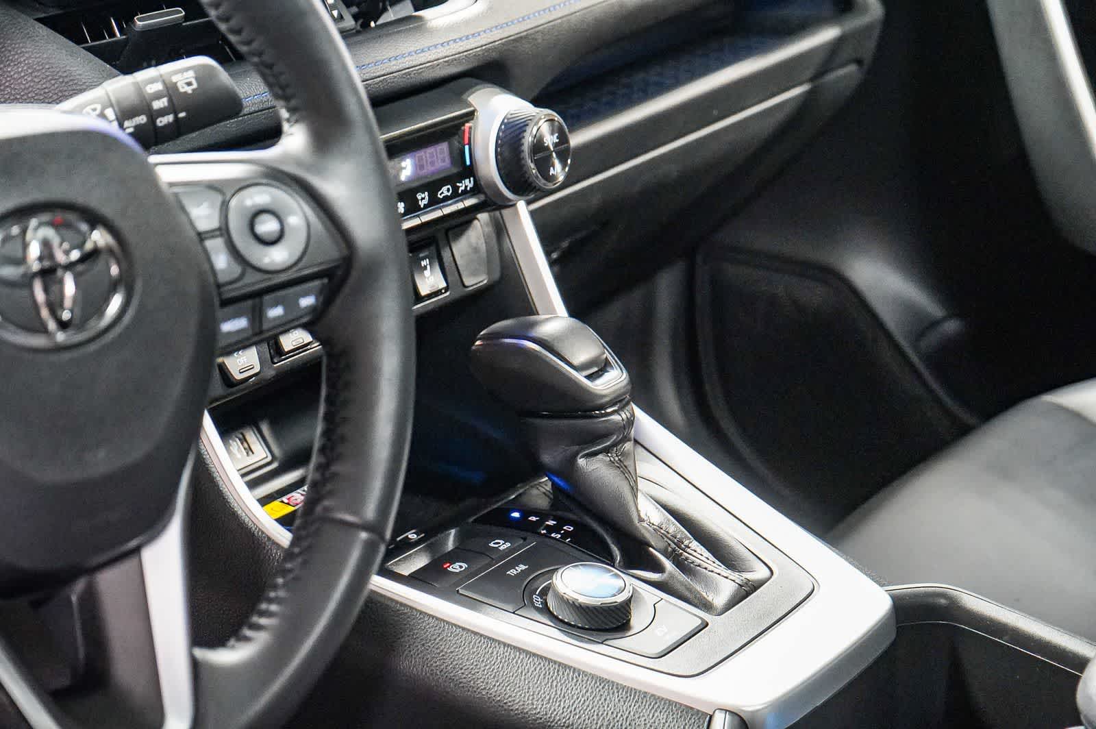 Thumbnail: 2024 Toyota RAV4 - 24